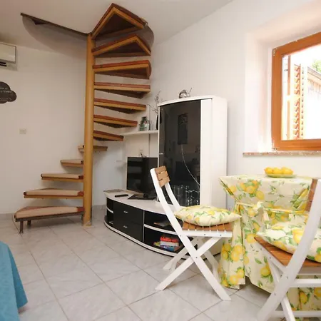 Apartament Art Maisonette *